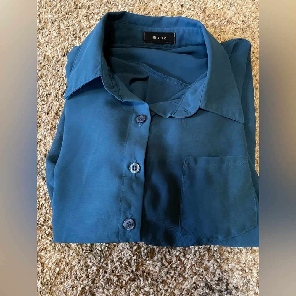 Women’s sheer button down XS BOGO
